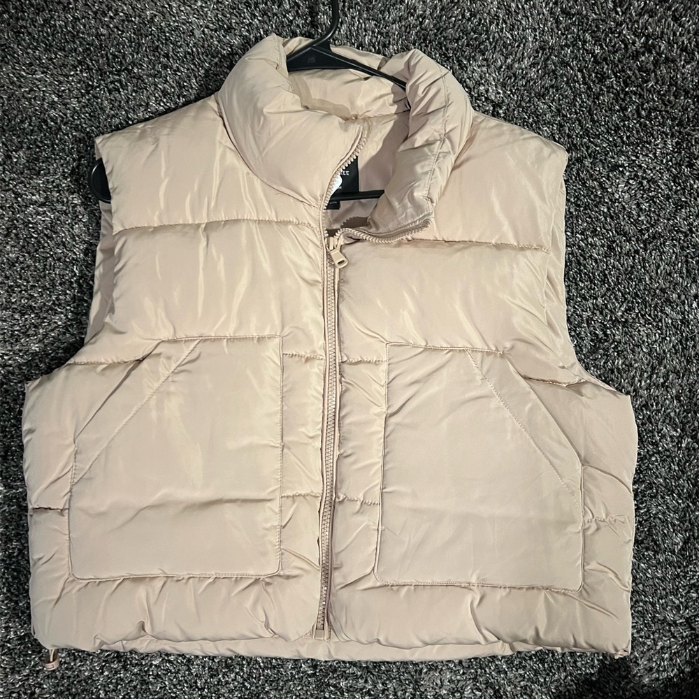 Cream Puffer Vest
